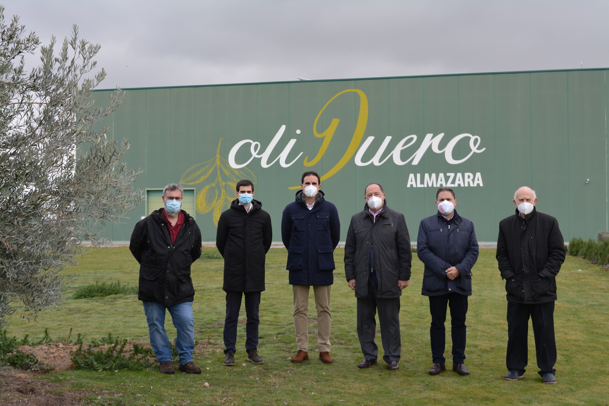 La Fundación Carlos Moro de Matarromera convierte hectáreas de olivar en litros de solidaridad