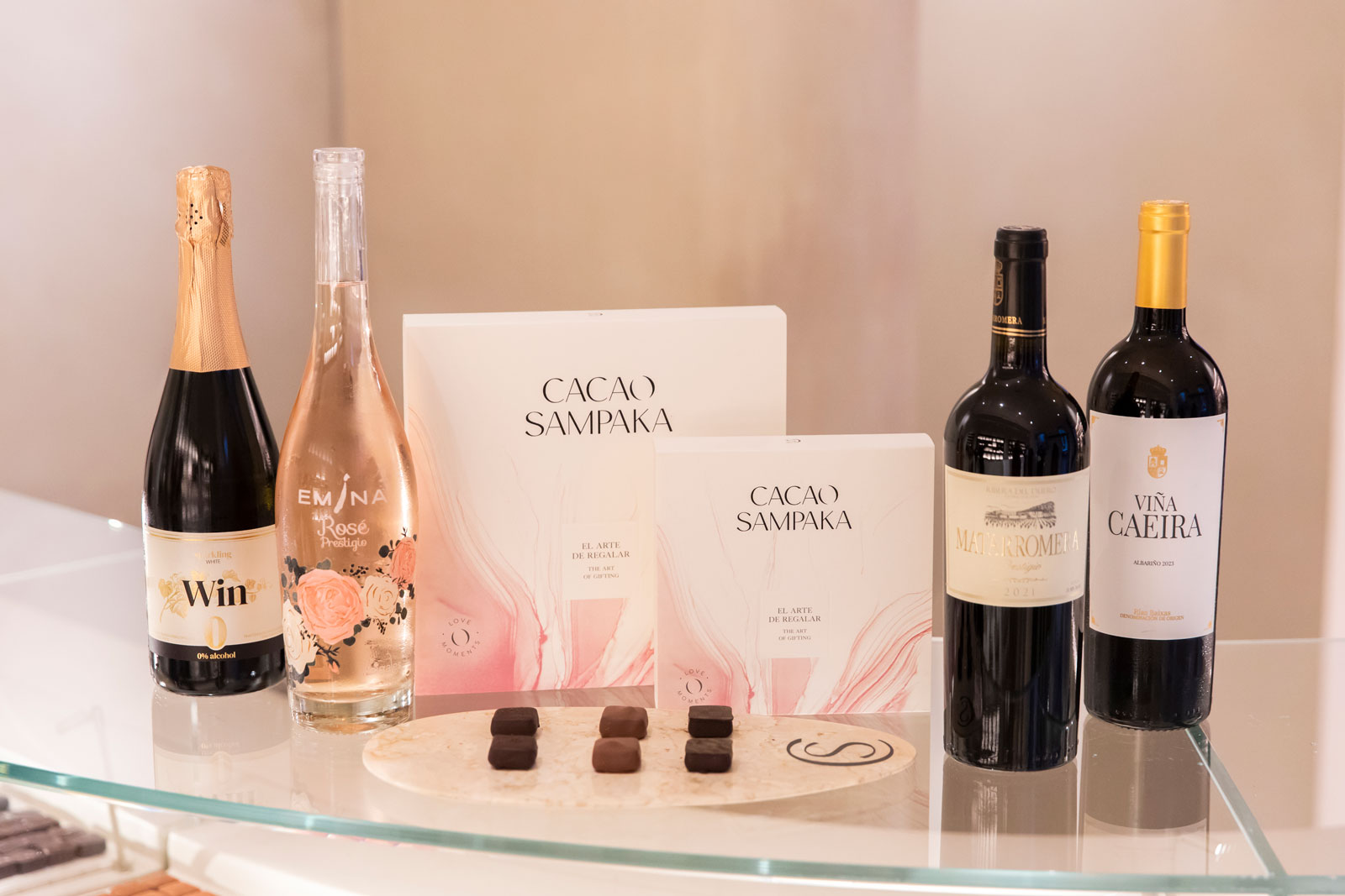 Bodegas Familiares Matarromera y Cacao Sampaka firman el San Valentín más exclusivo: un diálogo entre el chocolate y el vino